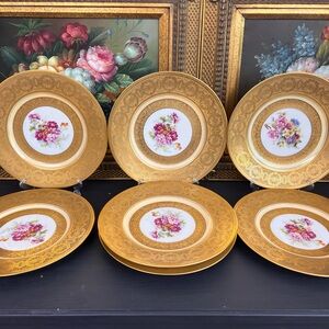 Hutschenreuther Selb L.H.S Bavaria Gold Encrusted 7 Dinner Plates